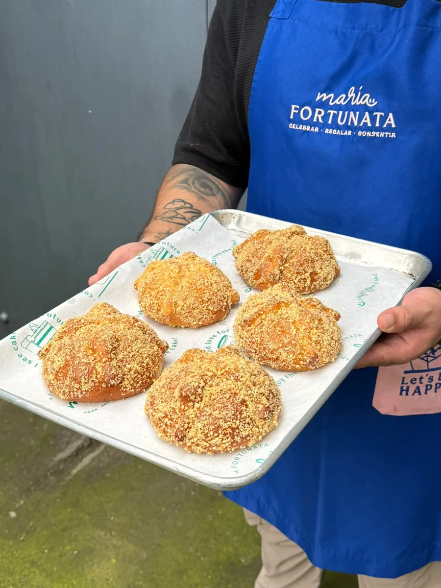 Pan de muerto de leche quemada