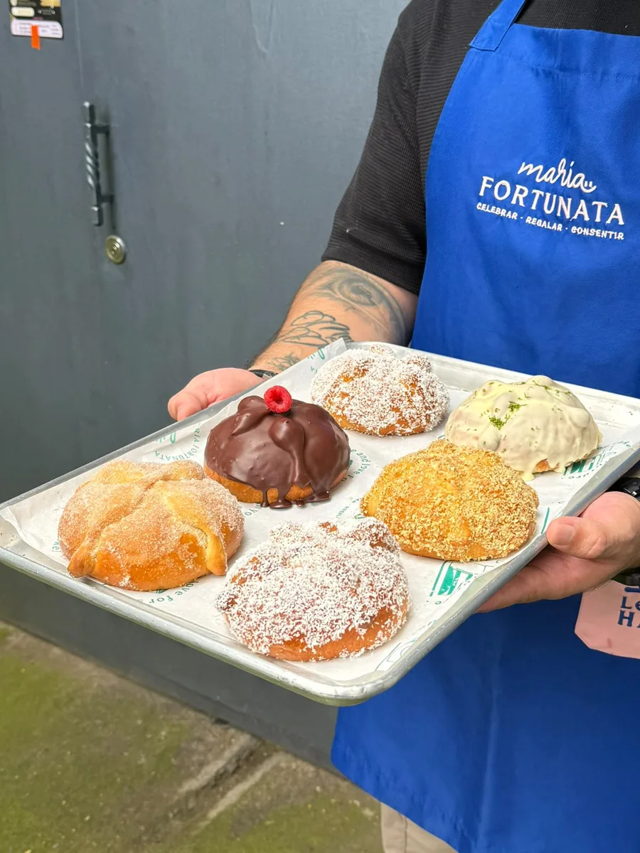 Pan de muerto de limón